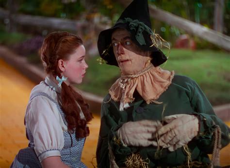 The link between Wicked and the scarecrow, Tin Man and lion