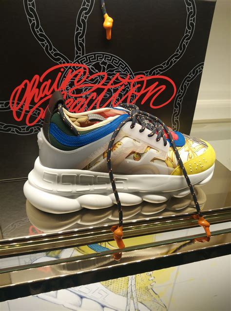 New Versace Chain Reactions coming