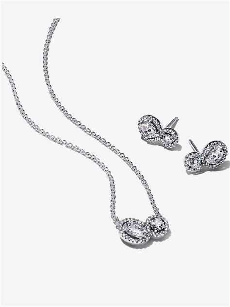 新款珠宝套装 | LaLaport Yokohama