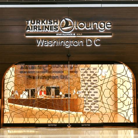The Best Airport Lounges & Amenities in The South