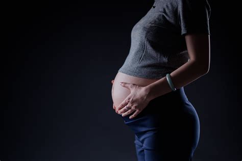 女人30岁后怀孕几率仅20%，这些生育真相你还不知道吗？