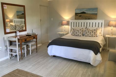 Pollocks B&B, East London