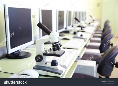 Computer Lab Monitor 的图像结果