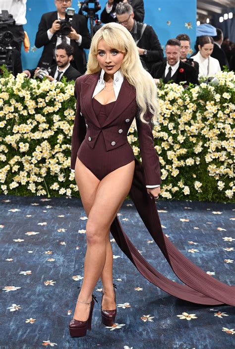 Sabrina Carpenter Shows up at the 2025 Met Gala Pantsless, Igniting ...