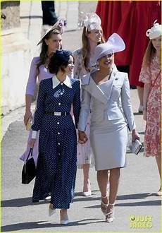 Story Priyanka Chopra Arrives Royal Wedding by Priyanka Chopra Joins Abigail Spencer At Royal Wedding Story Priyanka Chopra Arrives Royal Wedding