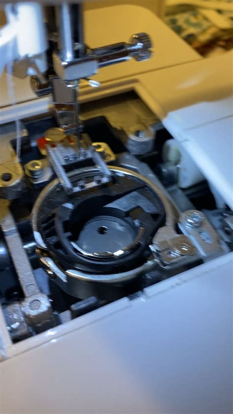 Needle Not Catching Bobbin Thread 的图像结果