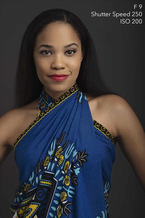 Business Person Headshot 的图像结果