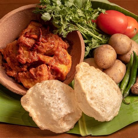 Dine At The East India Room | LBB, Kolkata