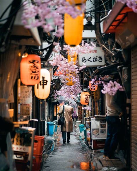 日本城市街道现代夜晚摄影图高清摄影大图-千库网