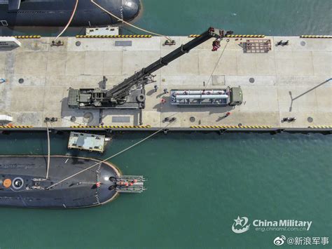 孟加拉海军上将来大连接收035潜艇 感谢中国两件事_手机新浪网