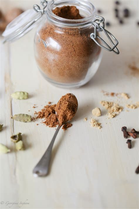 How to Make Your Own Pumpkin Pie Spice | Culinary Travels