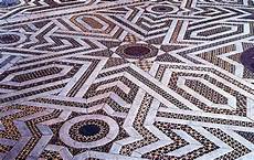 pavimenti con mosaici storia dell arte medievale pavimenti musivi figurati di pavimenti con mosaici storia dell arte medievale pavimenti musivi figurati di