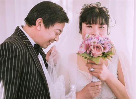 济南环卫夫妻结婚几十年第一次拍婚纱照，他们惊艳了时光_新浪新闻