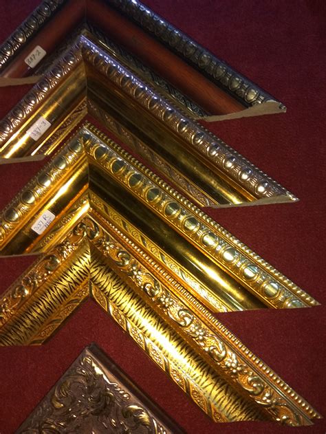 photo framing jobs ,photo framing shop Delhi, wooden photo framing ...