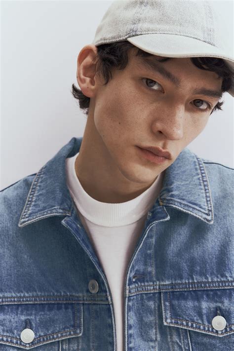 Loose Fit Denim jacket - Light denim blue - Men | H&M IN