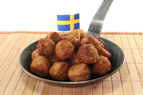 Swedish Meatballs! Svenska Köttbullar! | Swedish recipes, Swedish ...