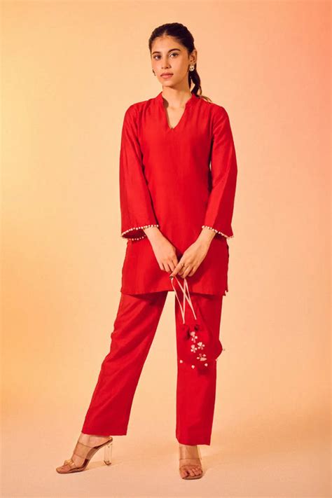 The House of Indu | Women's Kurtas & Chanderi Shirts