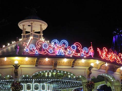 Christmas Lights At Kings Dominion at Randall Tran blog
