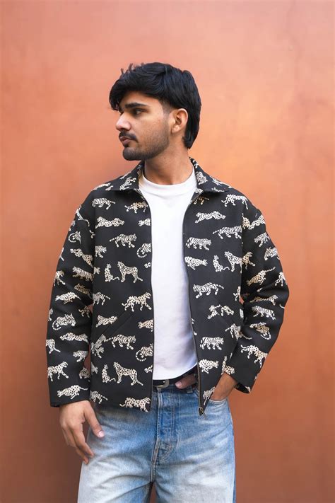 Gir Jacquard Jacket – Oje' Living