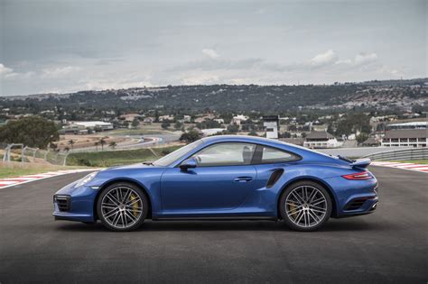 2017 Porsche 911 Turbo and 911 Turbo S Review