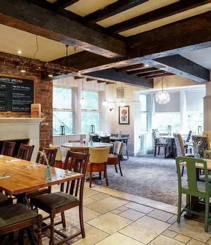 Blacksmiths Arms Pub Restaurant in Macclesfield,