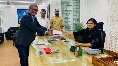 Vedanta Lanjigarh signs MoU with Kalahandi District Administration for ...