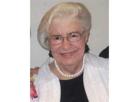 Joan Marie Moore Obituary (2024) - Oconomowoc, WI - Pagenkopf Funeral Home