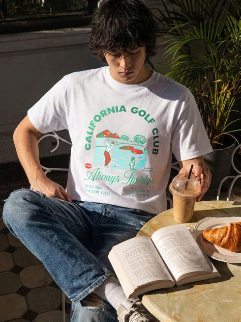 Men's White Relaxed Fit Embroidered Casual T-Shirt – TIGC
