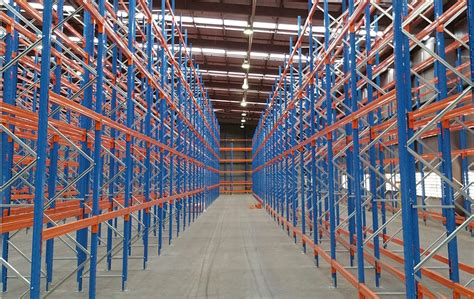 SELECTIVE PALLET RACKING (SPR) SYSTEM UNTUK WAREHOUSE