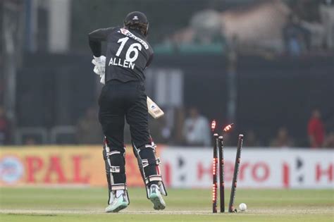 IND vs NZ 3rd ODI - 90 ரன்களில் வென்று நியூஸிலாந்தை ஒயிட்வாஷ் செய்து ...