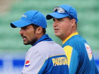 Arthur not surprised by Amir's Test retirement, says spot-fixing ban ...