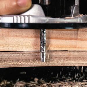 Using a Router with Flush Cutting Bit 的图像结果