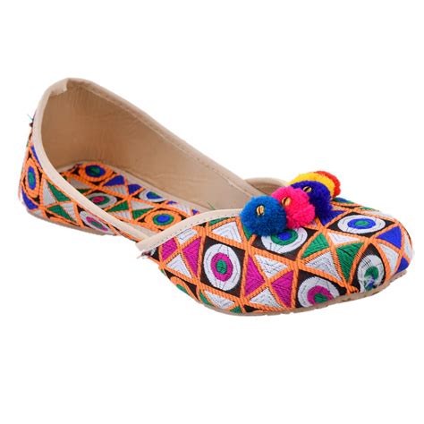 Yo Jaipuri Women's Antique Rajasthani Jaipuri Work Belly-Mojari-Juti ...