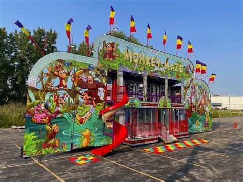 Mirror Mazes — OWEN TRAILERS