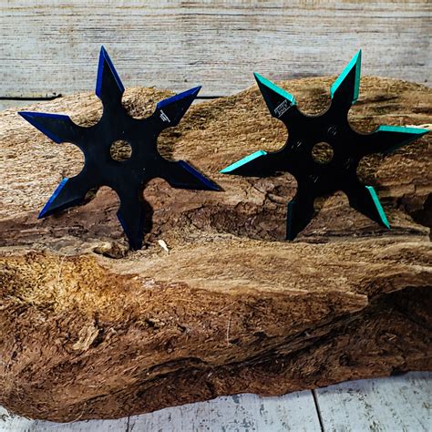 Throwing stars & Shurikens - Exclusive designs & the best prices ...