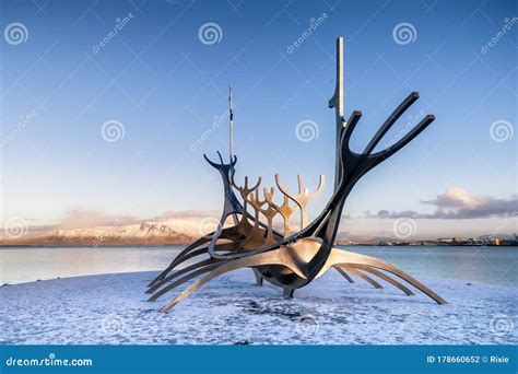The Sun Voyager Viking Ship Sculpture in Reykjavik Editorial ...