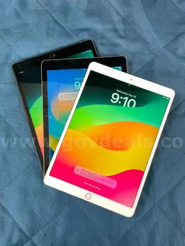 3 - Apple iPads | GovDeals