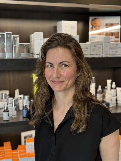 Cole's Salon In Burnsville