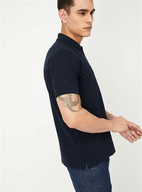 Buy Men Textured Johnny Collar T-shirt Online at just Rs. 799.0 ...