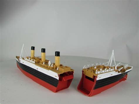 RMS Titanic Submersible Model (see pictures) | #3576482902