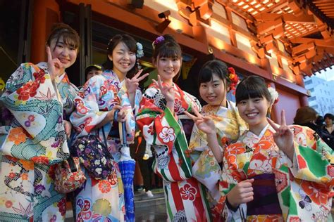 The Subtle Differences Between a Kimono and Yukata - A Day Of Zen