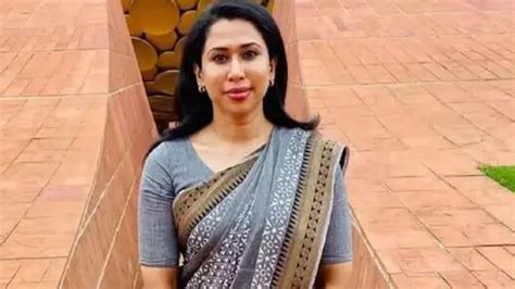 Congress leader Shama Mohamed's old post on Virat Kohli resurfaces amid ...