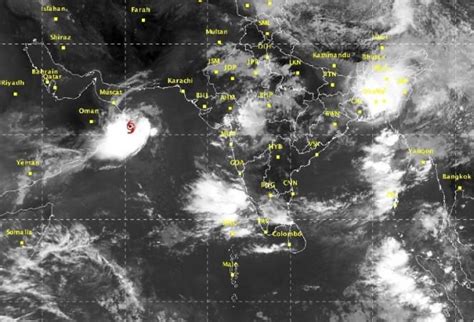 Cyclone Ashobaa: Storm Weakens But Brings Rains to Oman; UAE Braces for ...