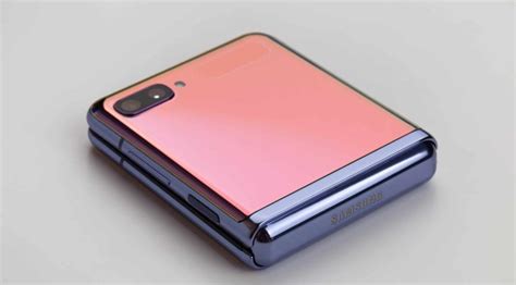 SAMSUNG PLANS TO DELIVER 7 MILLION FLEXIBLE PHONES THIS YEAR: Very ...