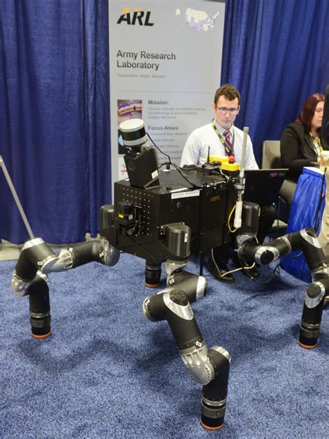 Army Robots 的图像结果