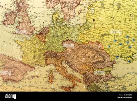 Old Map of Europe 的图像结果