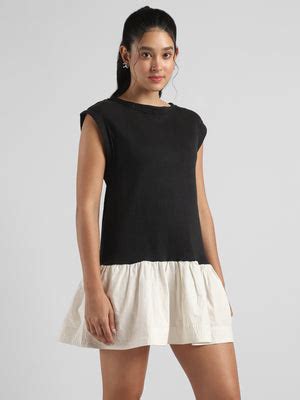 FYVA: Global Fashion, Local Access at Fair Price