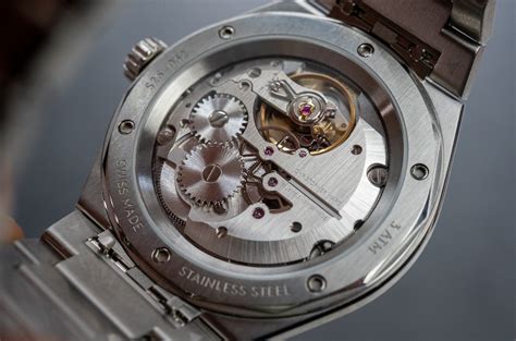 Christopher Ward The Twelve 660 | HANDS ON