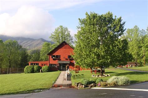 PISGAH VIEW RANCH (Candler) - All-inclusive Resort Reviews & Photos ...