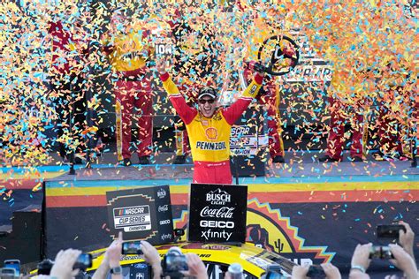 Joey Logano wins at Phoenix to earn 2nd NASCAR championship ...
